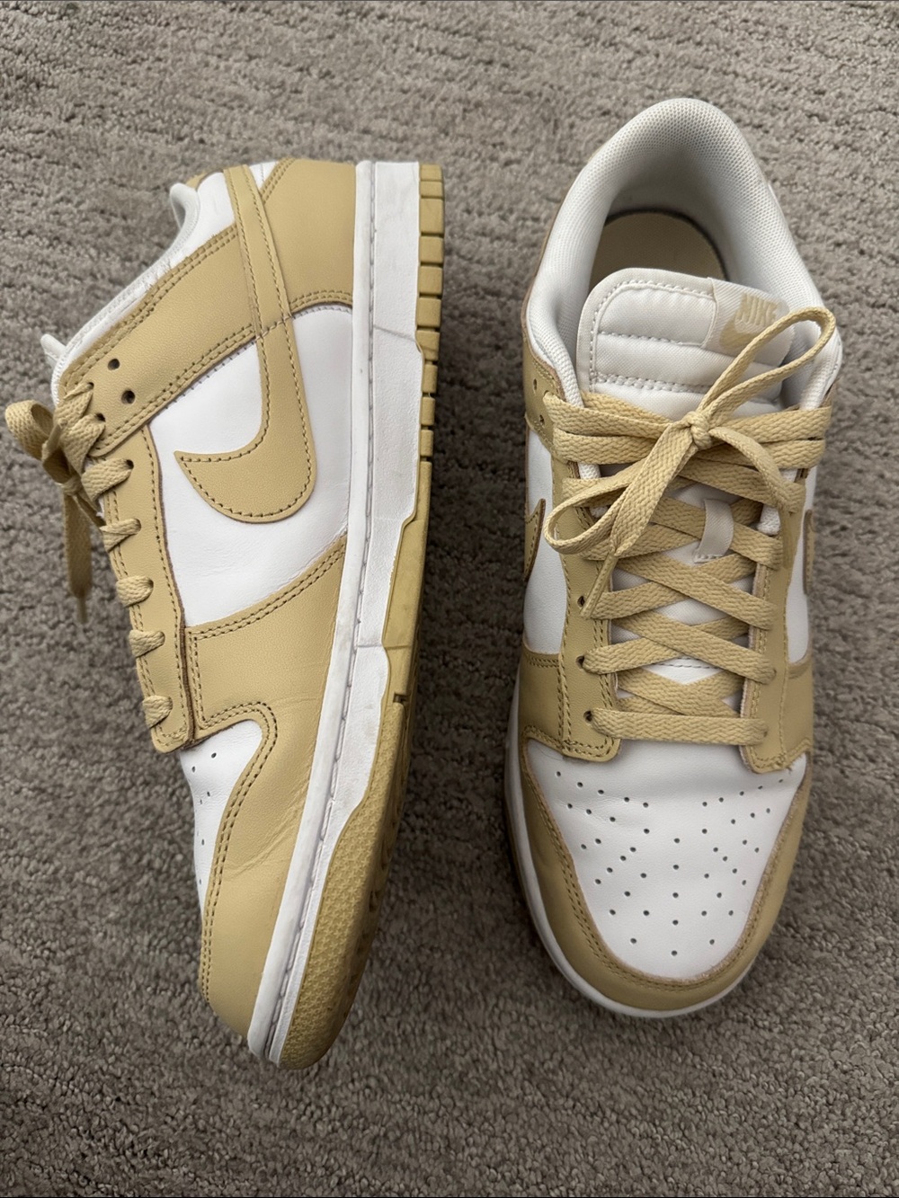Nike Men’s Low Dunk Sneakers White and Gold SZ 10